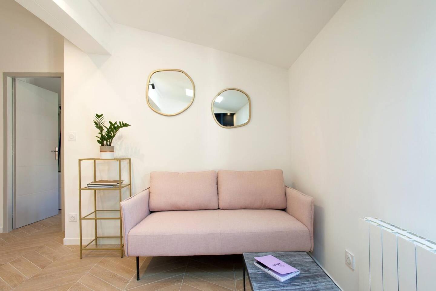 Appartement Hebergements Modernes & Cosy A Arles T3 Et T2 Elegants