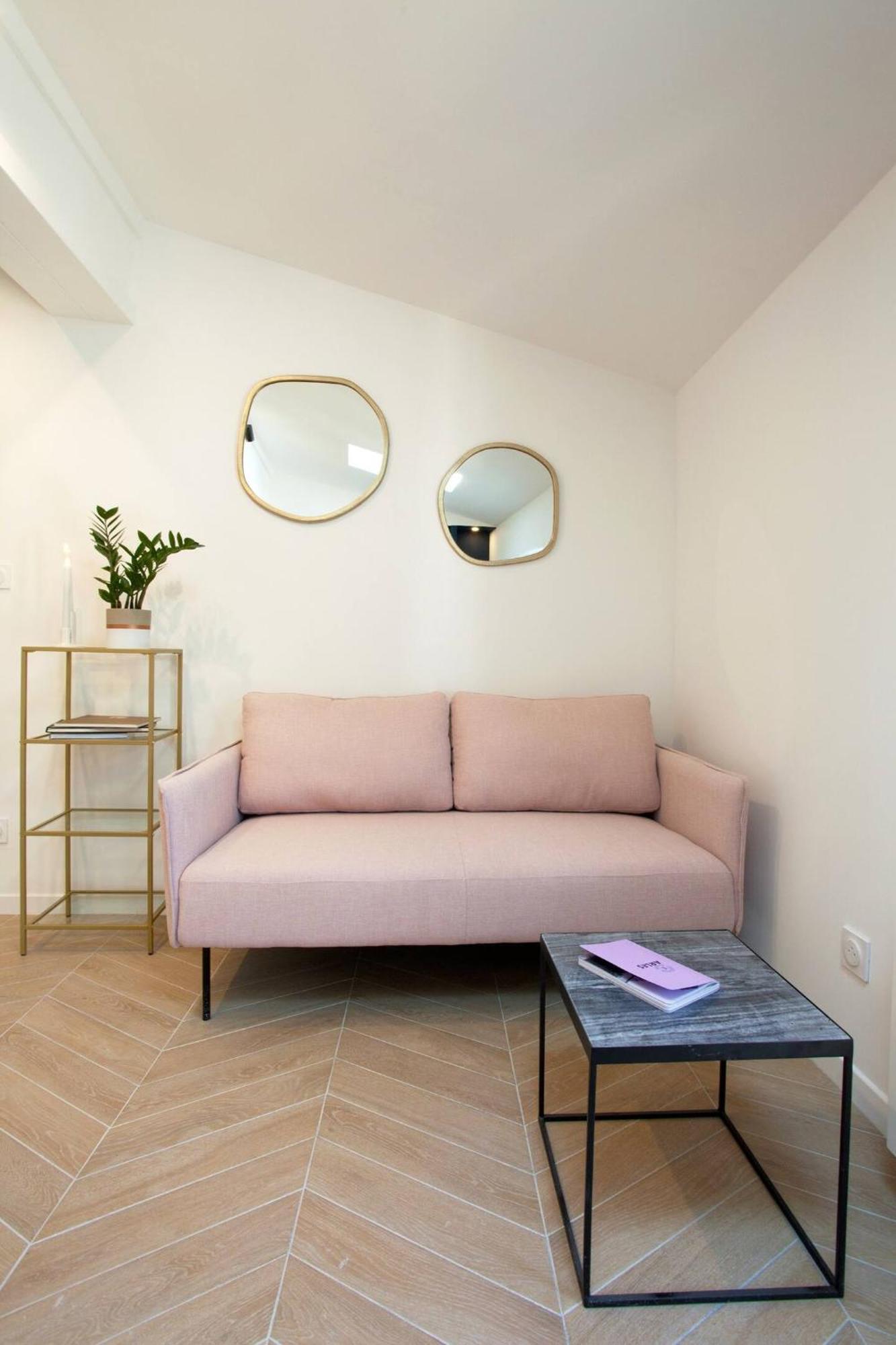 Hebergements Modernes & Cosy A Arles T3 Et T2 Elegants *